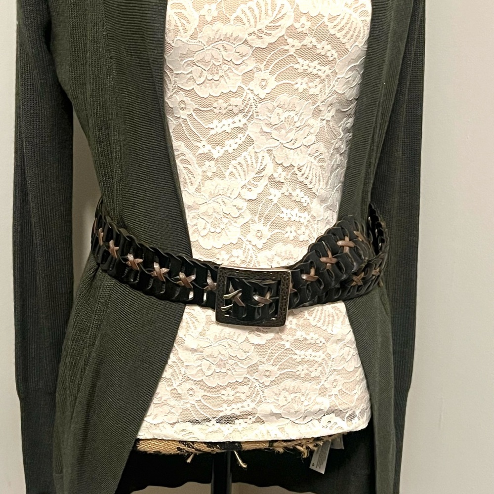 BKE genuine black w/silver distress belt